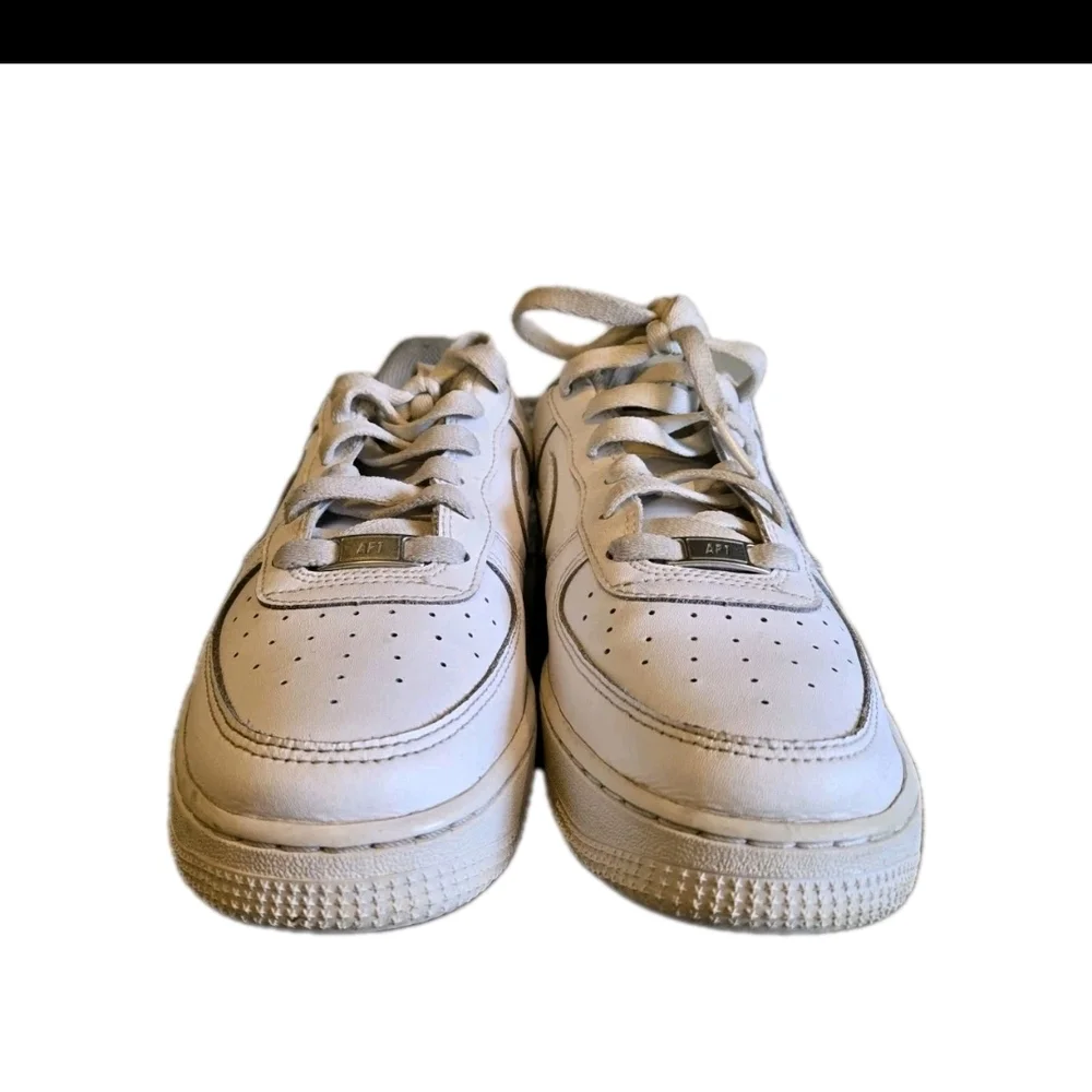 Gently Used Nike Air Force 1 Mid LE 'Triple White' DH2935-111 Kids Size 6.5Y